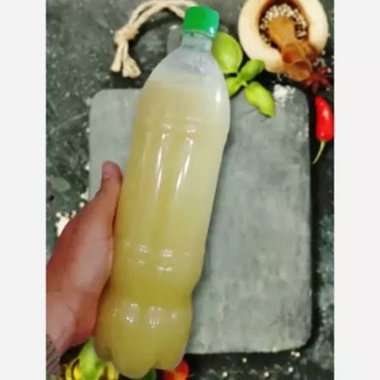 آبلیمو طبیعی و تازه بهاران(امساله) | آبگیری سنتی و بدون اسید،۱۲۰۰گرم(۱بطری)پسکرایه